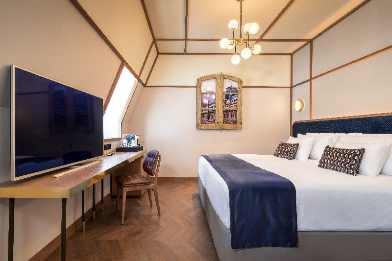 Canfranc Estacion Royal Hideaway Hotel Екстериор снимка