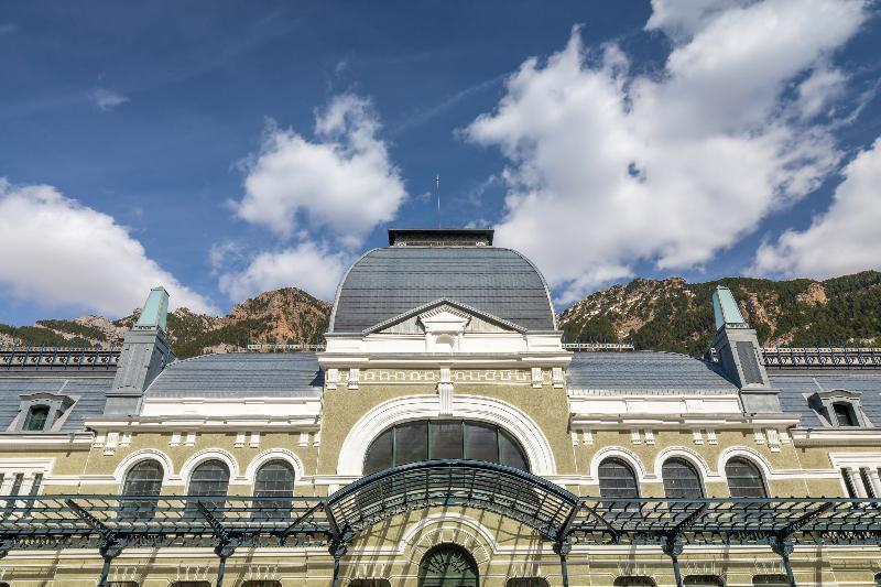 Canfranc Estacion Royal Hideaway Hotel Екстериор снимка